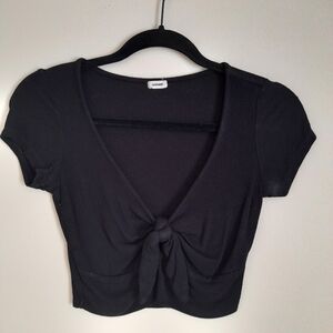 Black Knotted Front Crop Top
